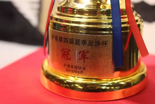 尼克斯队的杰伦·布伦森荣膺ESPY年度最佳NBA球员，亚历山大落选